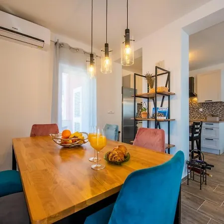 Apartman Paula Kastela Exterior photo