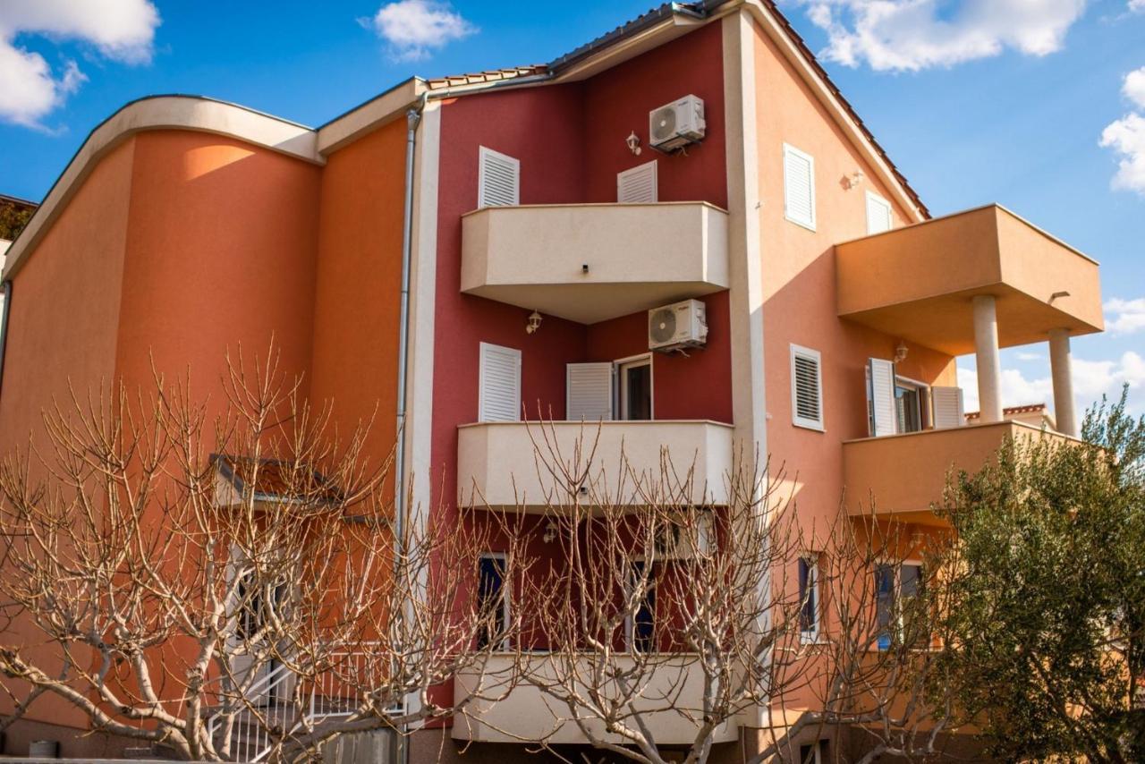 Paula Apartment *